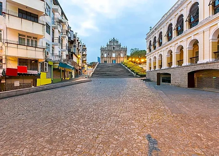 Costa Hotel 2*